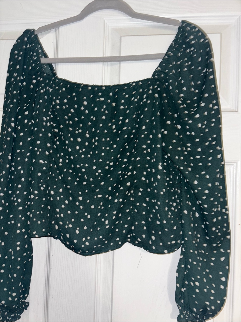 Abercrombie & Fitch Dark Green Off-Shoulder Dot Peasant Top
